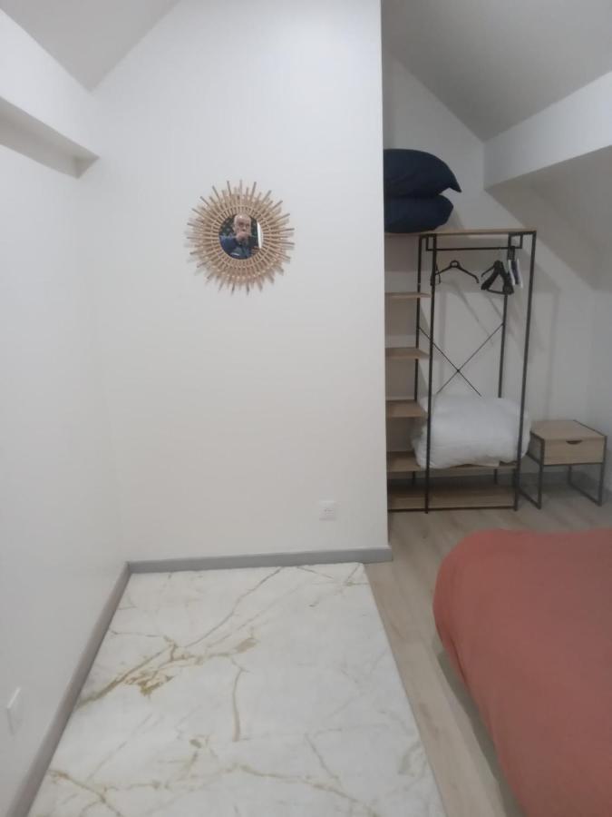 Joli Appartement De Vacances Ecouen ภายนอก รูปภาพ