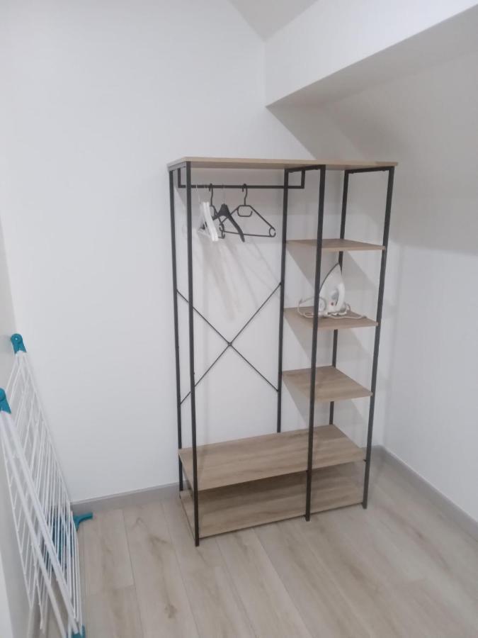 Joli Appartement De Vacances Ecouen ภายนอก รูปภาพ