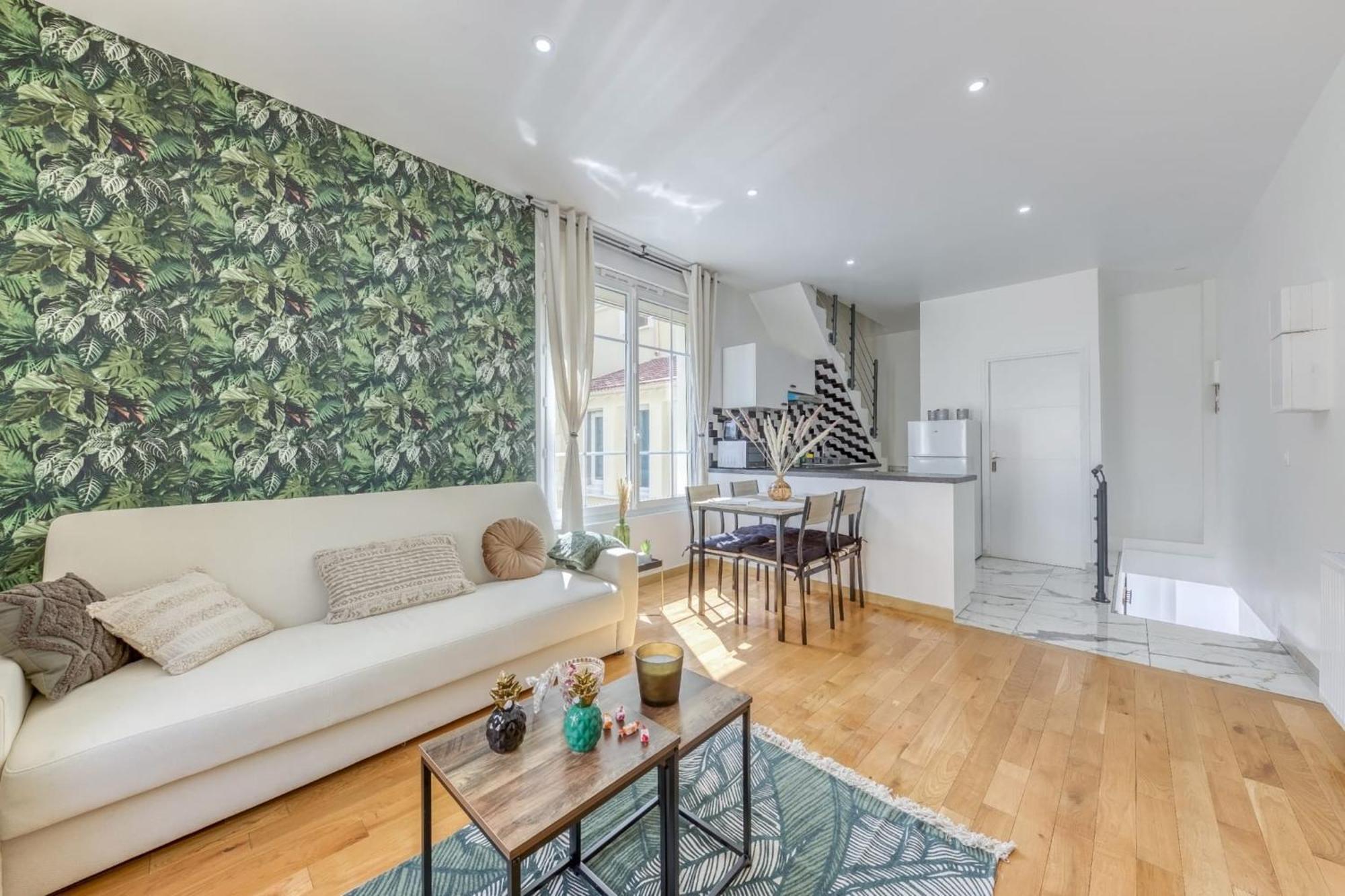 Joli Appartement De Vacances Ecouen ภายนอก รูปภาพ