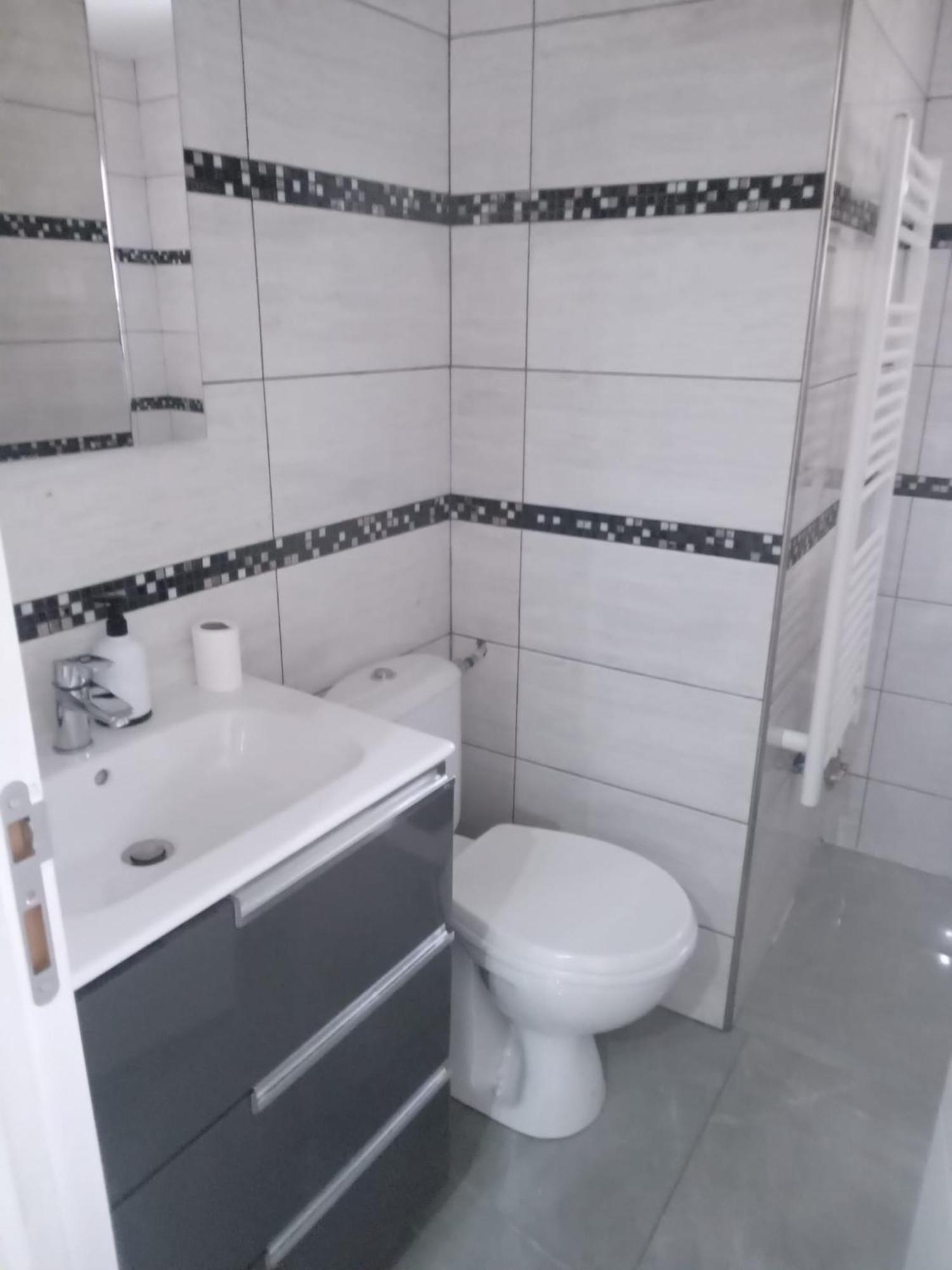 Joli Appartement De Vacances Ecouen ภายนอก รูปภาพ